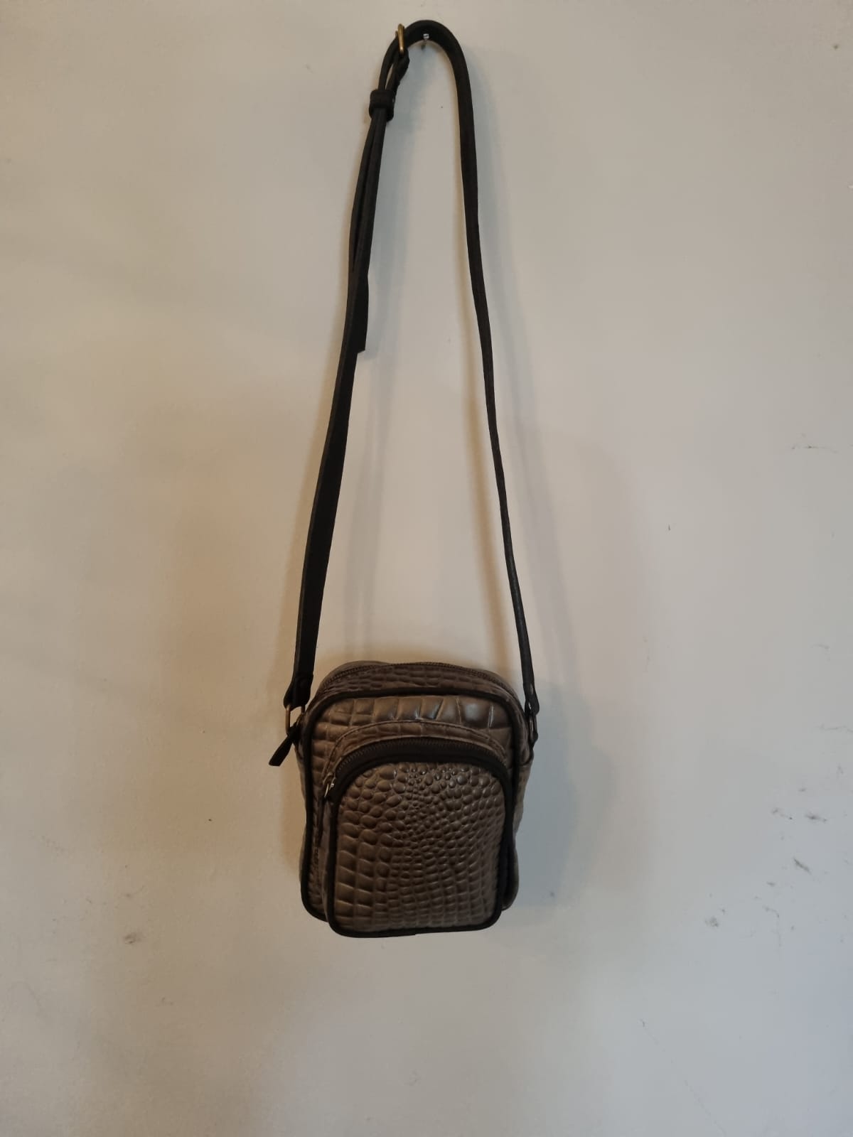 BOLSA TIRACOLO PEQUENA 2 BOLSOS COURO CROCO VERDE MILITAR