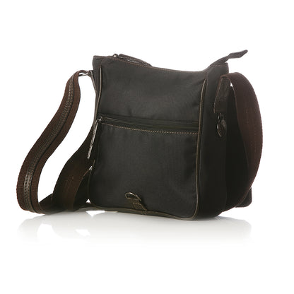 Bolsa Transversal com tampa Preto